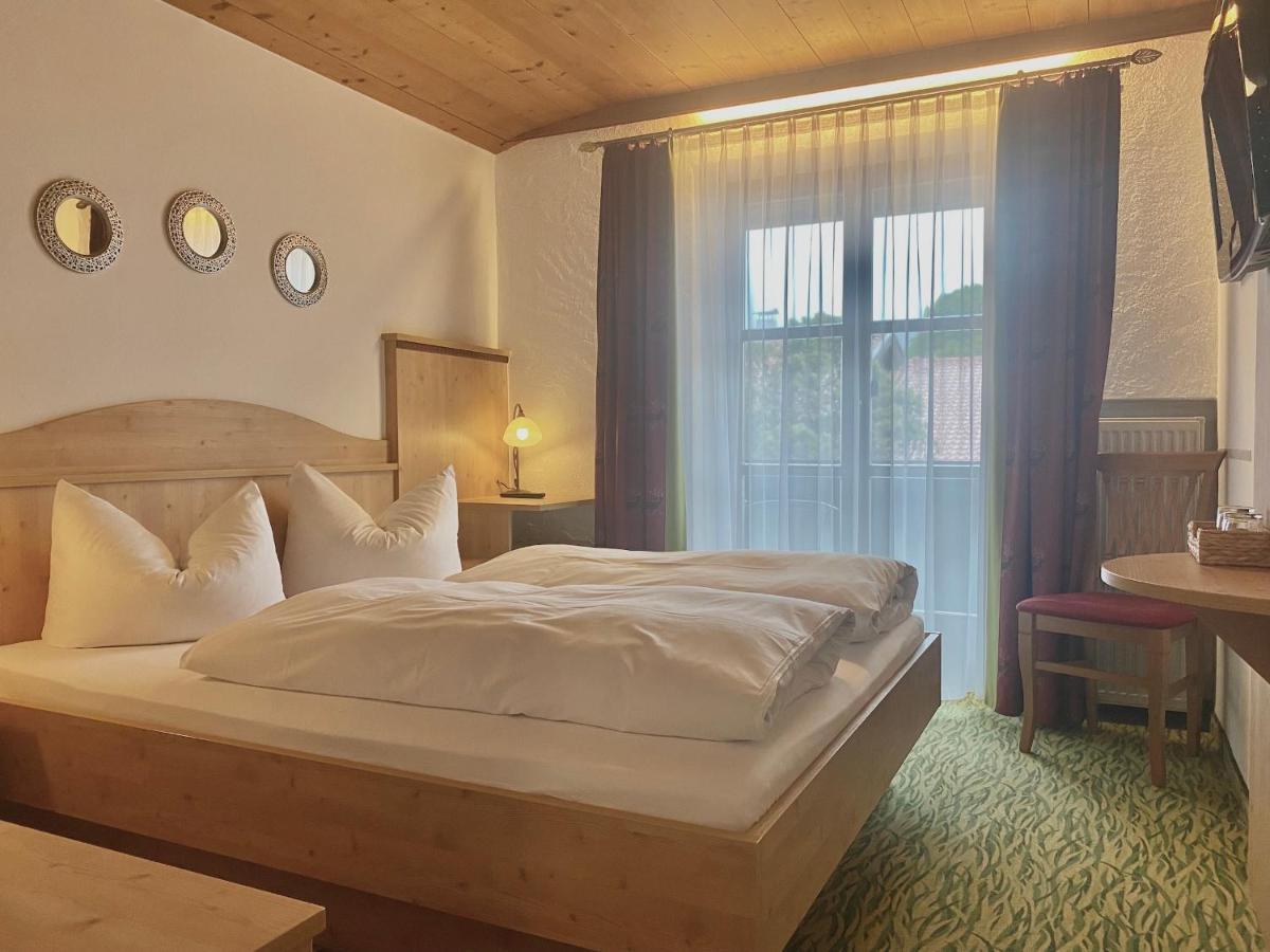 Das Maximilian - Feines Landhotel Am שליירסי מראה חיצוני תמונה